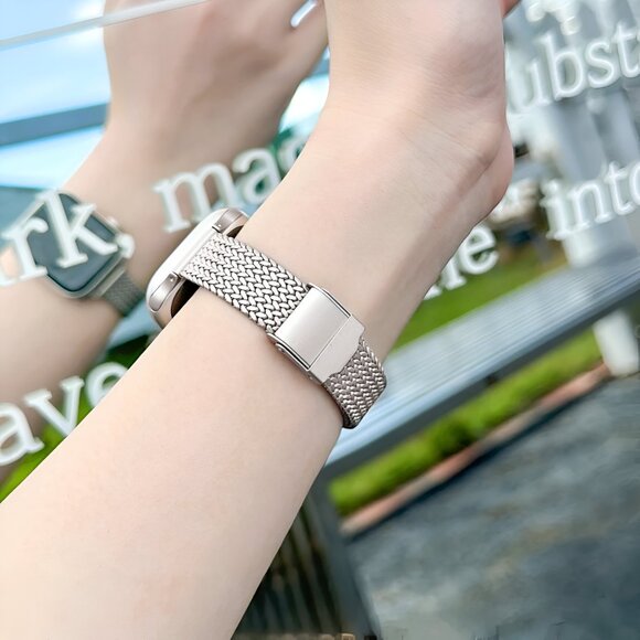 NEW Adjustable Slim Stylish Strap Silver Stainless For Apple Watch - Silver - Picture 4 of 5